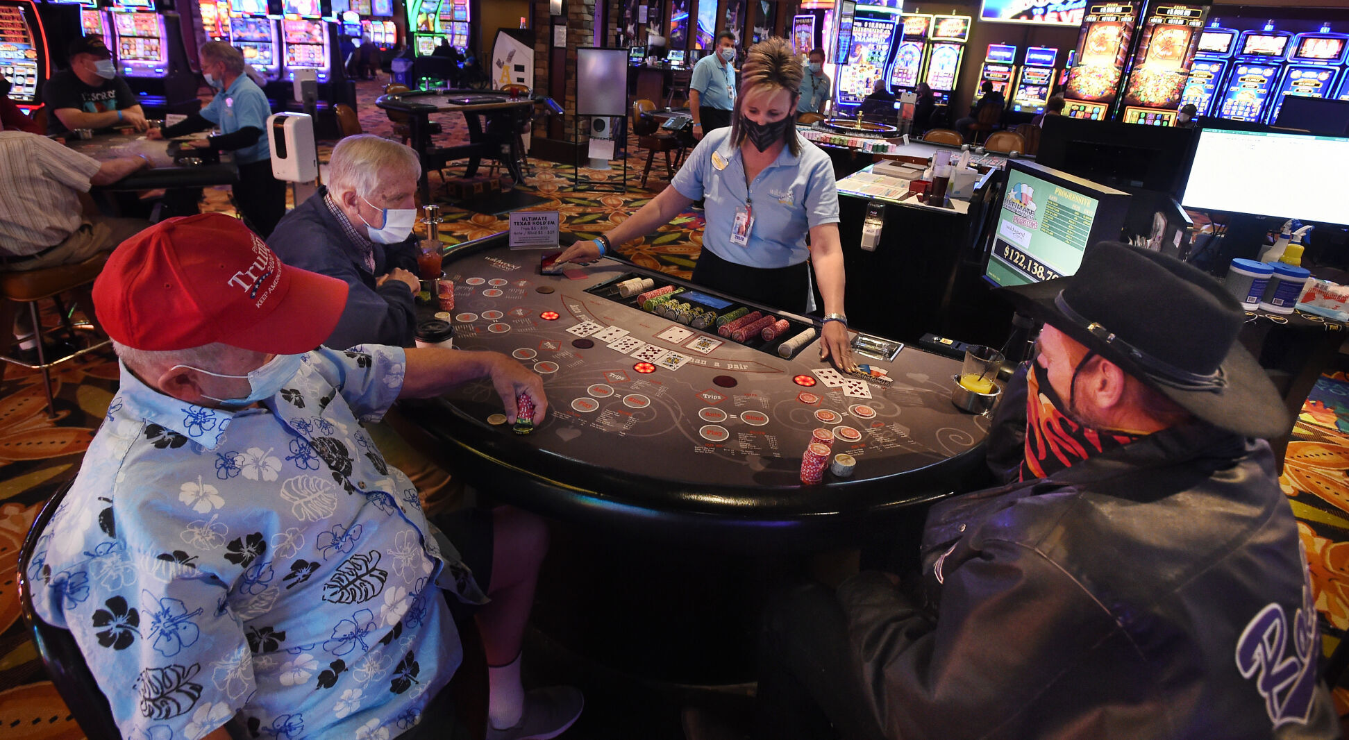 043021-news-gambling 01.jpg